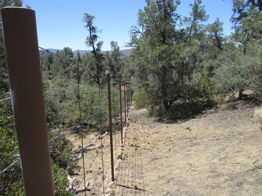 E. Green Trail: E. Green Trail, Frazier Park, CA 93225